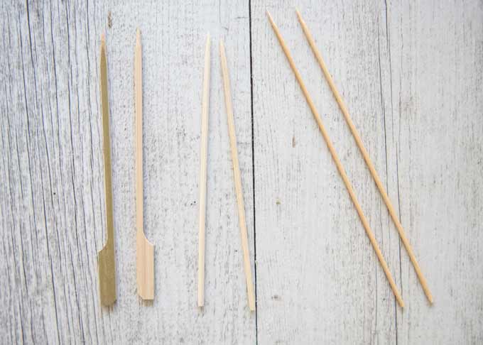 Various bamboo skewers.