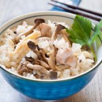Shimeji mushrooms and chicken are cooked in rice with flavoured Dashi stock. It has great flavour and you can eat Shimeji Gohan by itself without any dishes! Using sticky rice makes the texture of rice so special.