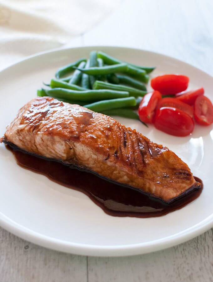 Just like my teriyaki chicken, teriyaki salmon is another popular home cooking dish in Japan.  It is so quick and easy to make. The teriyaki sauce goes so well with pan-fried fish and it is really yummy.