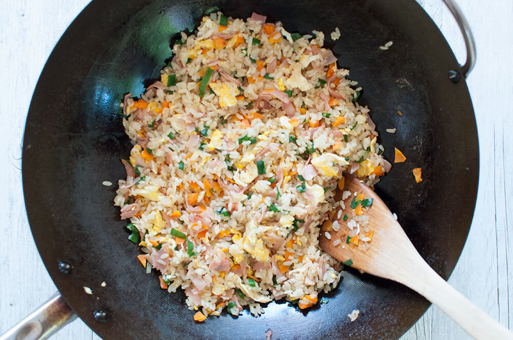 This is a quick Japanese fried rice made with store-bought fried rice seasoning. All you need is rice, egg and chopped vegetables. If you want, add meat too. The flavour of the Japanese fried rice is similar to Chinese fried rice but a bit lighter and less oily.