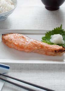 Grilled salted salmon