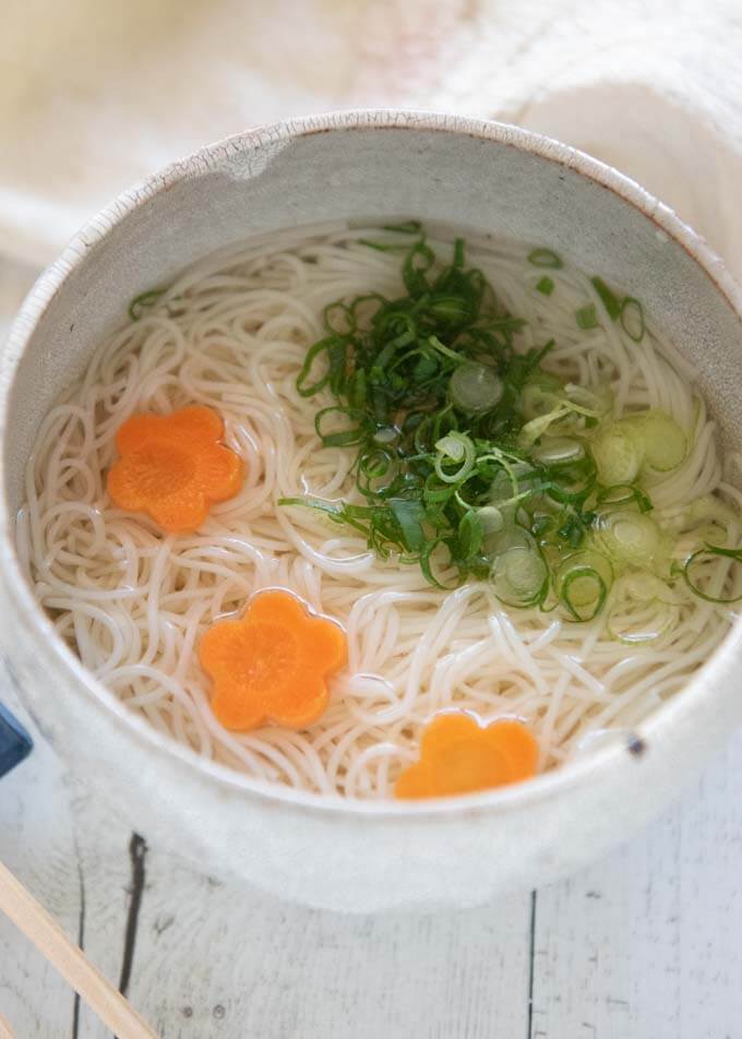 Hero shot of Cold Nyūmen in a bowl.