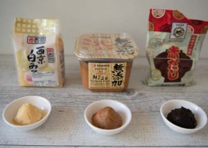 Three kinds of miso - Saokyo Miso (shiro miso), Awase miso, Aka miso.