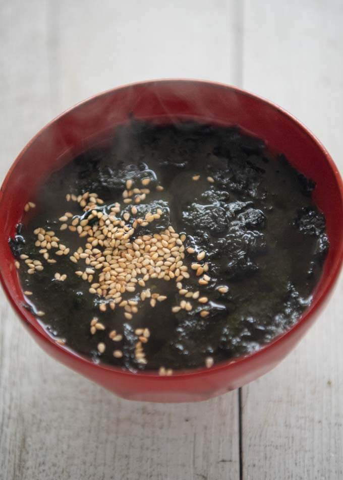 Nori Sui with roasted white sesame seeds as garnish.