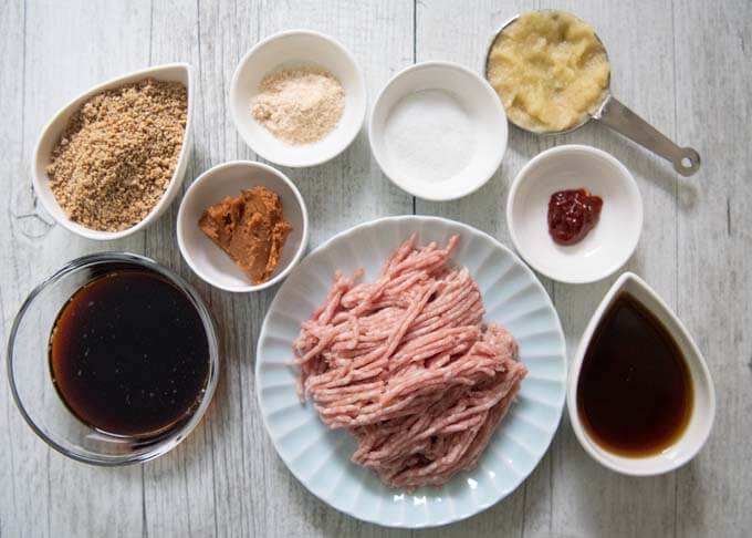 Ingredients for Tsukedare (dipping sauce) Base.