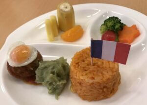 Okosama lunch (lunch set for children).