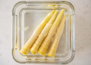 boiled bamboo shoots in water for storage.