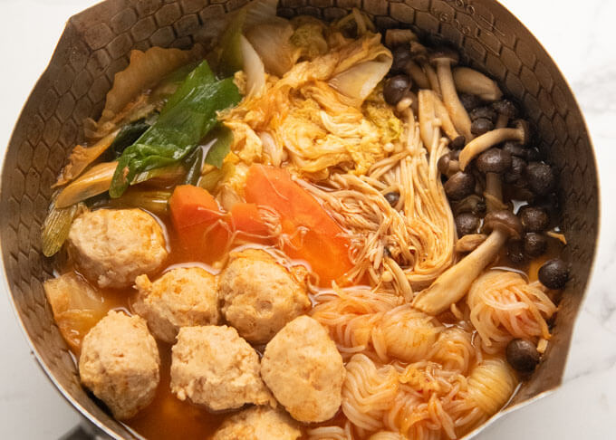 Zoomed-in photo of Kimchi Nabe.