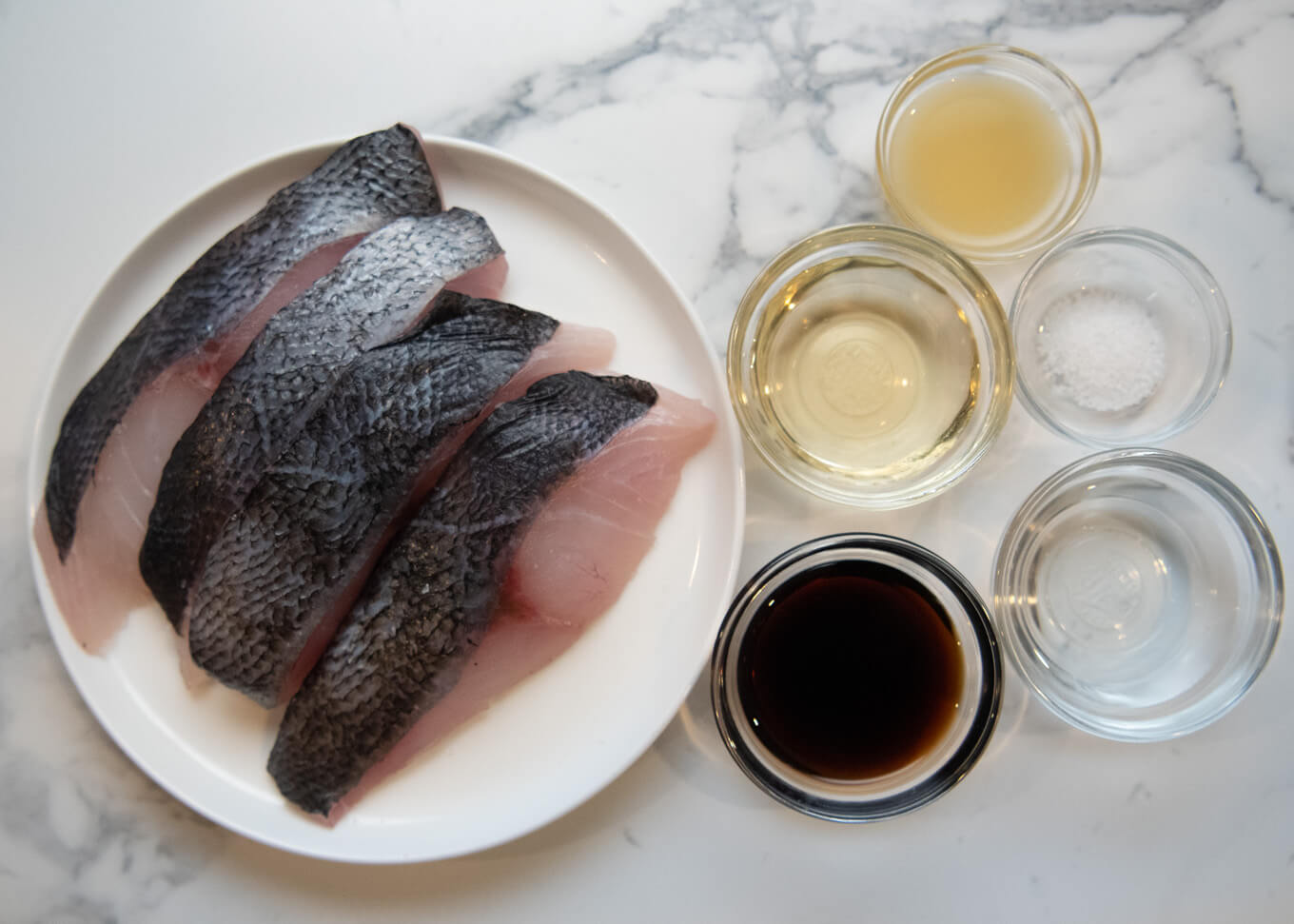 Ingredients for Yūan-style Grilled fish (Yūan Yaki fish).