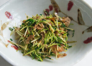 Zoomed-in photo of Stir-fried Snow Pea Sprouts.