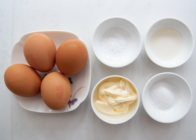 Ingredients for egg filling.
